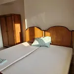 Share Apartment 191